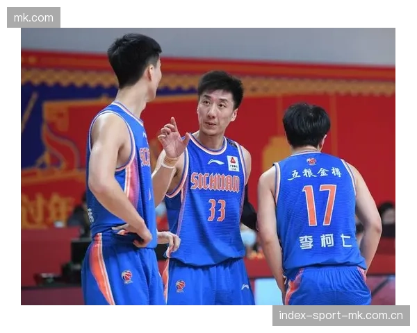 CBA篮下卡位与防守轮换训练：打造坚不可摧的防守壁垒